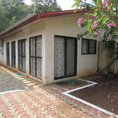 Retreat Chalets, The Nest, At Sparsh Resorts, Karjat Zewnętrze zdjęcie
