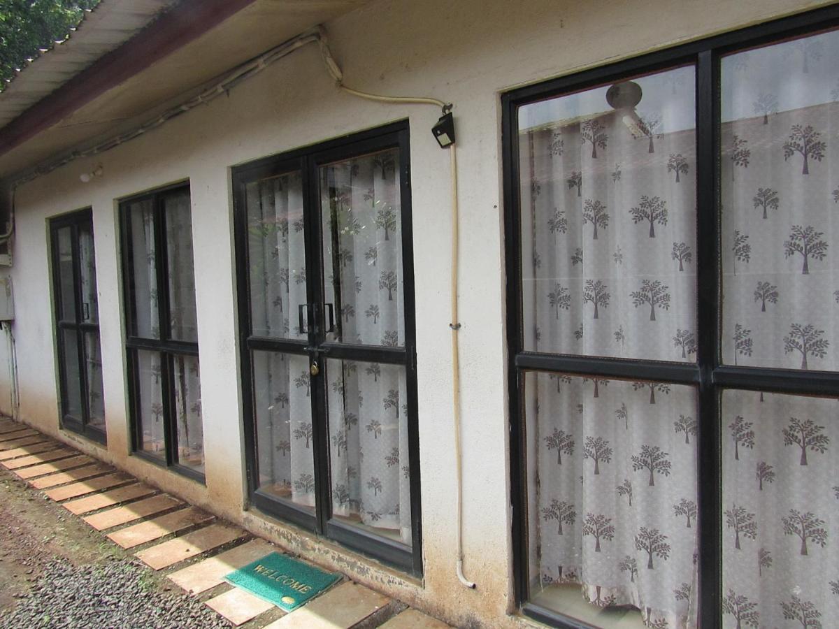 Retreat Chalets, The Nest, At Sparsh Resorts, Karjat Zewnętrze zdjęcie