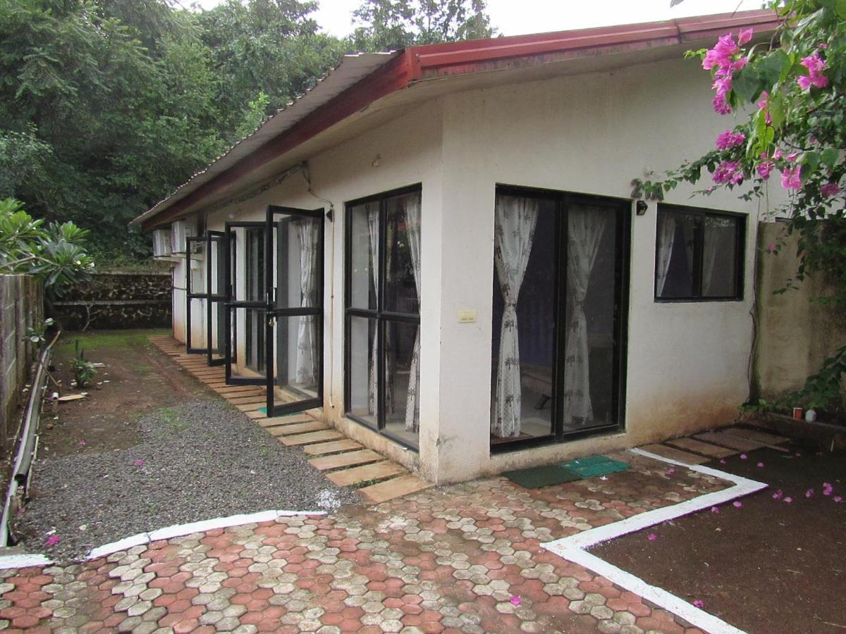 Retreat Chalets, The Nest, At Sparsh Resorts, Karjat Zewnętrze zdjęcie