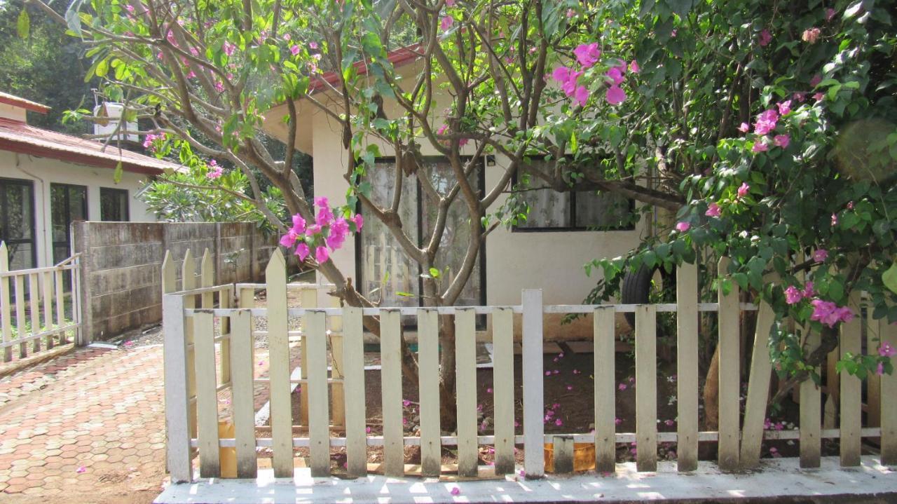 Retreat Chalets, The Nest, At Sparsh Resorts, Karjat Zewnętrze zdjęcie