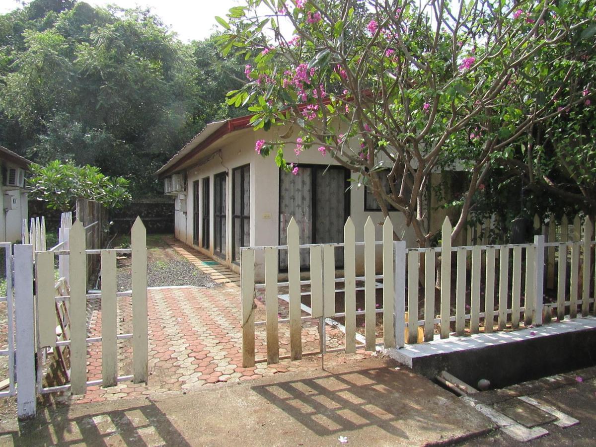Retreat Chalets, The Nest, At Sparsh Resorts, Karjat Zewnętrze zdjęcie