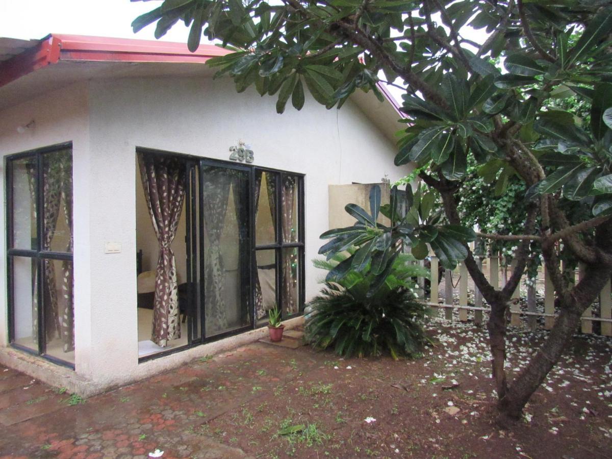 Retreat Chalets, The Nest, At Sparsh Resorts, Karjat Zewnętrze zdjęcie